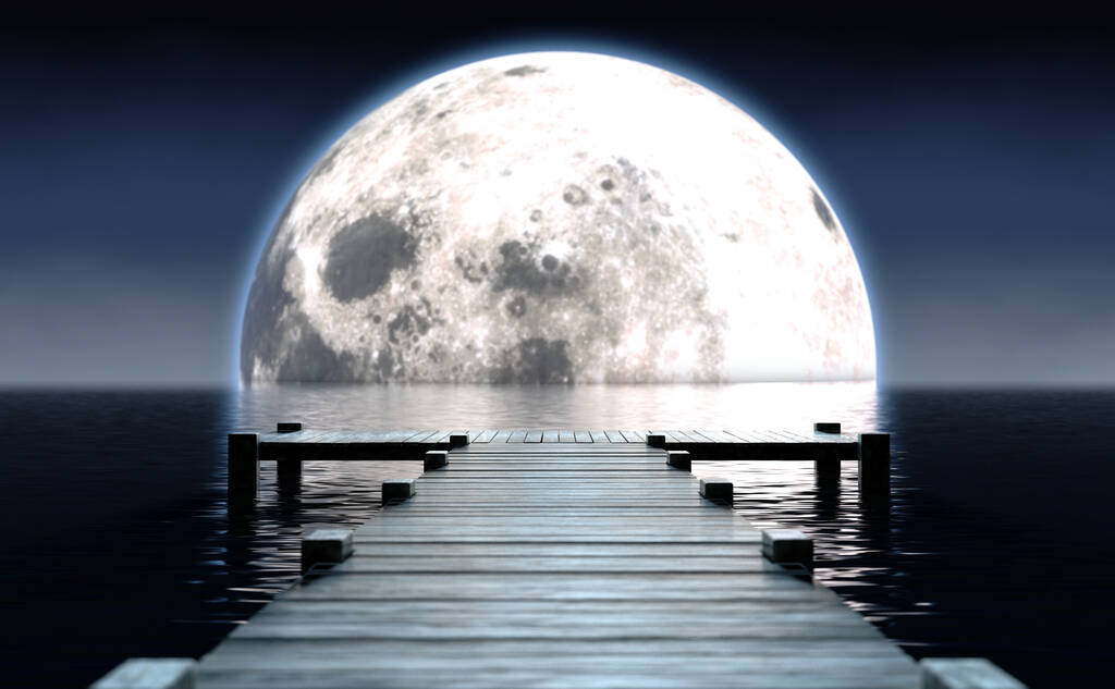 一艘木船在平静的水面上颠簸地跳跃着，夜晚满月在地平线上升起- - 3D渲染